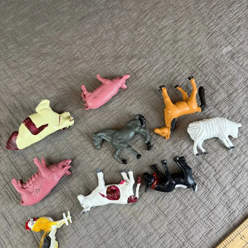 Lot of Vintage Farm Animals Plastic Toys Figures Pig Rooster Hose Cow Goat